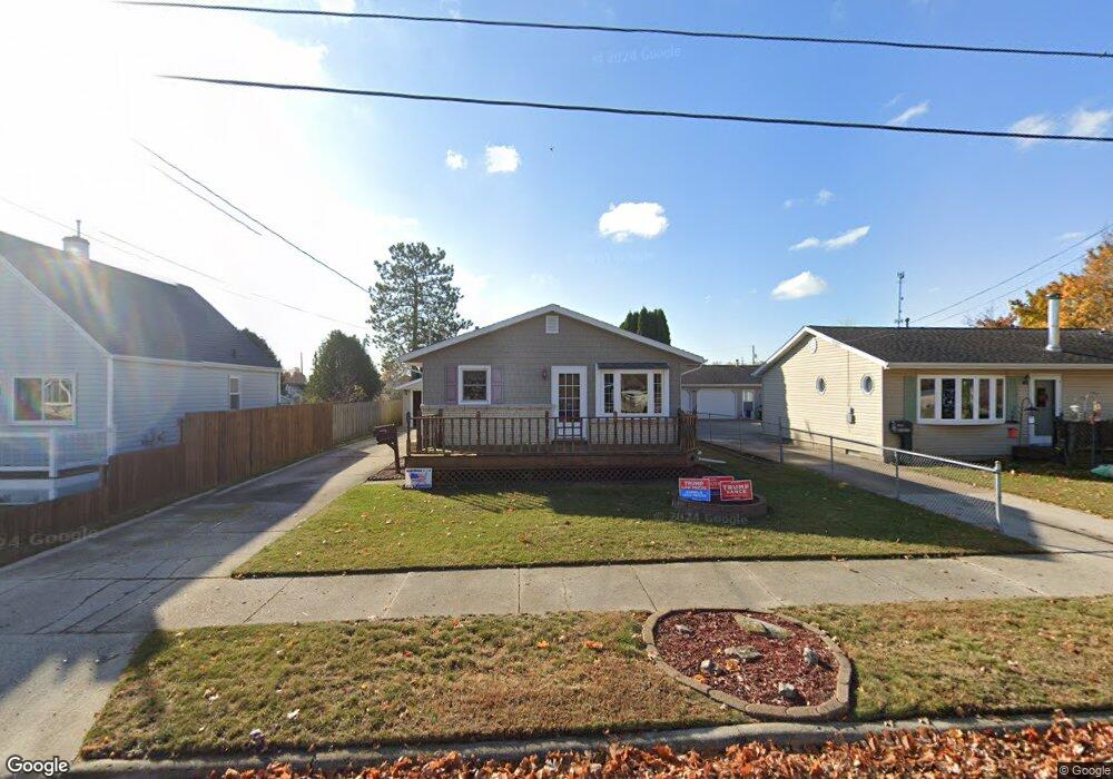 2829 11th St, Two Rivers, WI 54241 - photo 1