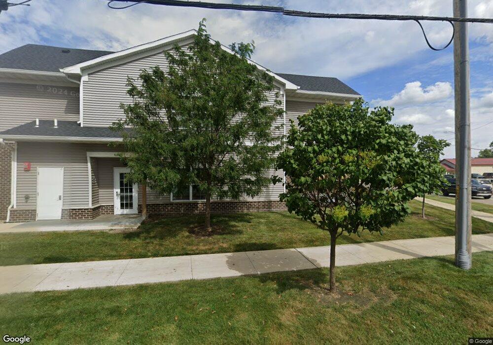 425 6th St SW, Cedar Rapids, IA 52404 - photo 1