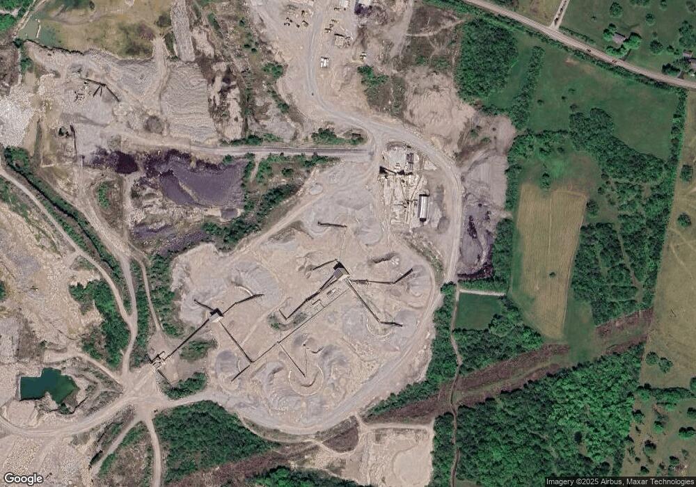 1014 Burgin Rd, Harrodsburg, KY 40330 - photo 1