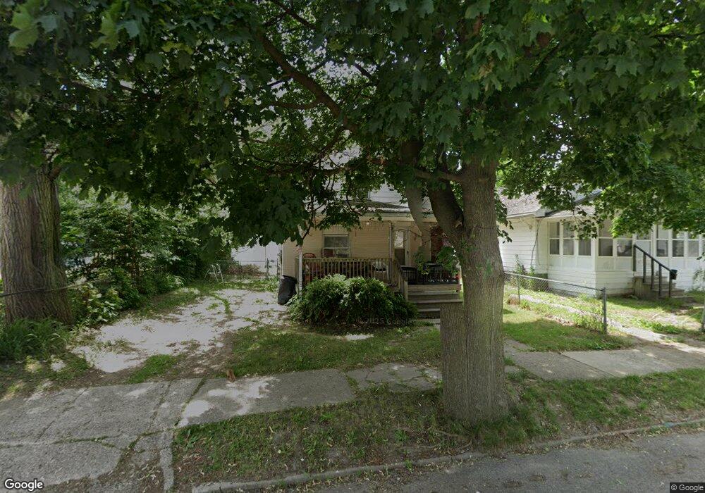 1814 Delaware Ave, Flint, MI 48506 - photo 1