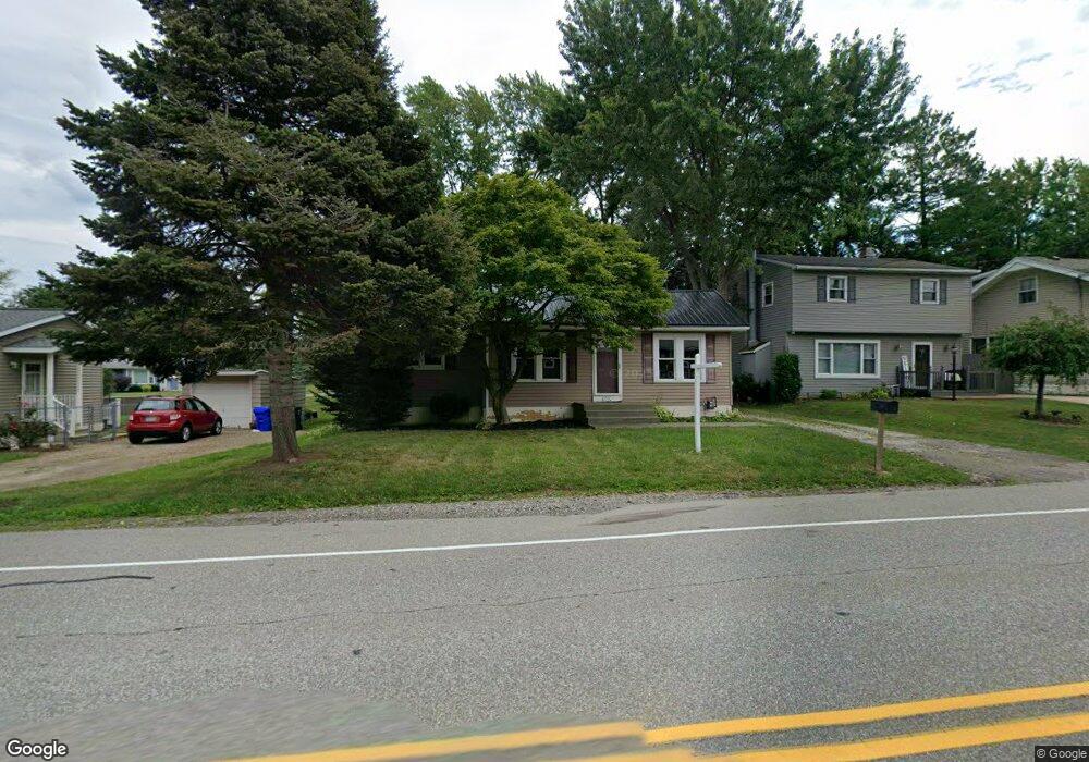 3015 Sterrettania Rd, Erie, PA 16506 - photo 1