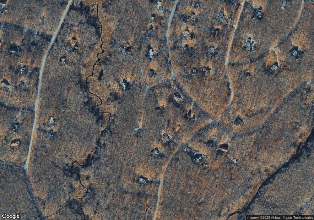 104 Arbutus Ct, Milford, PA 18337 - photo 1