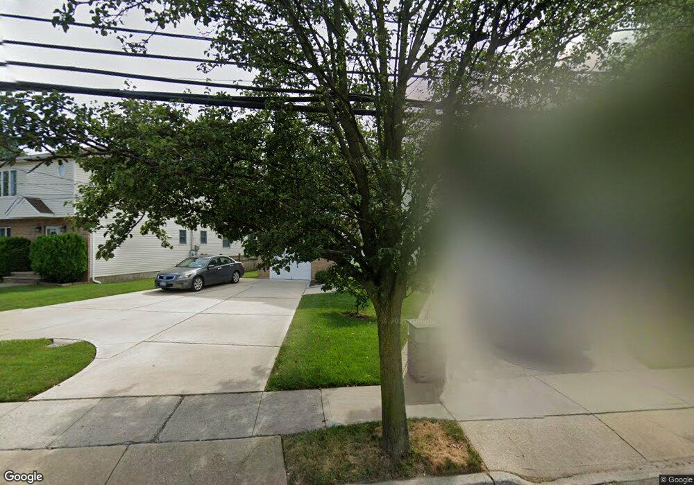 267 Marcus Ave, New Hyde Park, NY 11040 - photo 1