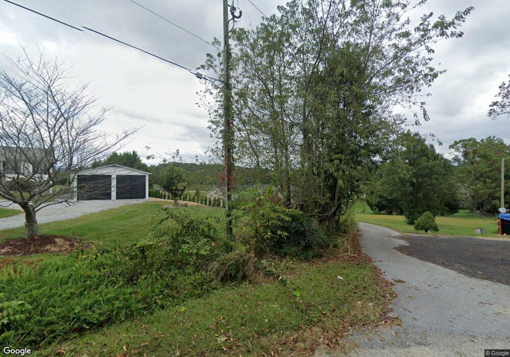 216 Lytle Rd, Hendersonville, NC 28792 - photo 1