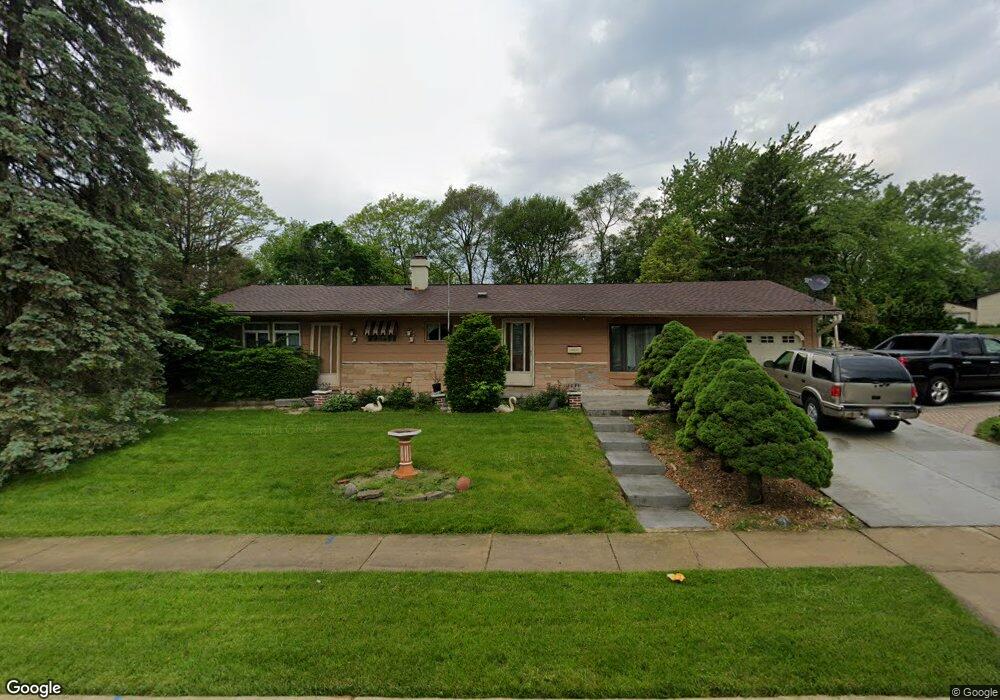 303 Tulsa Ave, Carpentersville, IL 60110 - photo 1