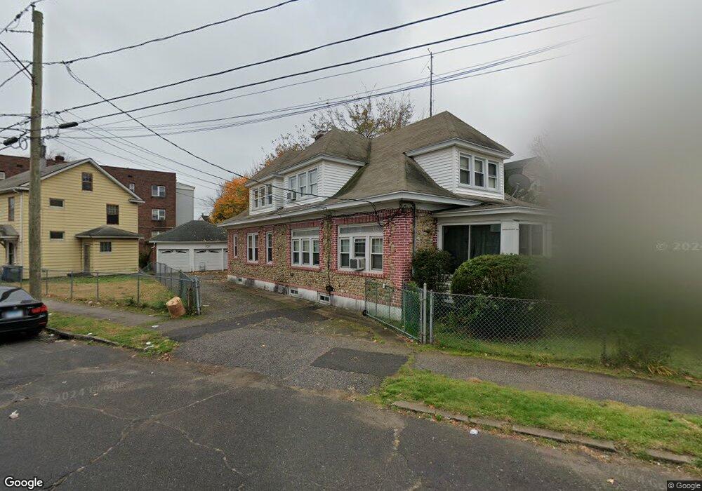 337 Parrott Ave, Bridgeport, CT 06606 - photo 1