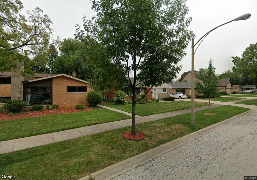 438 E Atwater Ave, Elmhurst, IL 60126 - photo 1