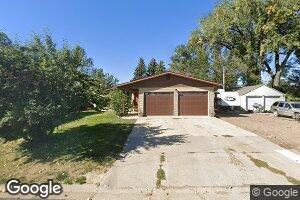 213 S Pleasant Ave, Fairview, MT 59221