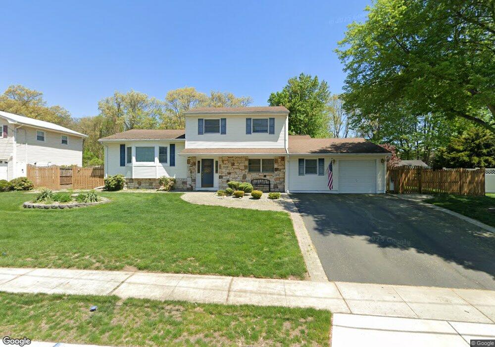 10 Tuscarora Cir, Old Bridge, NJ 08857 - photo 1