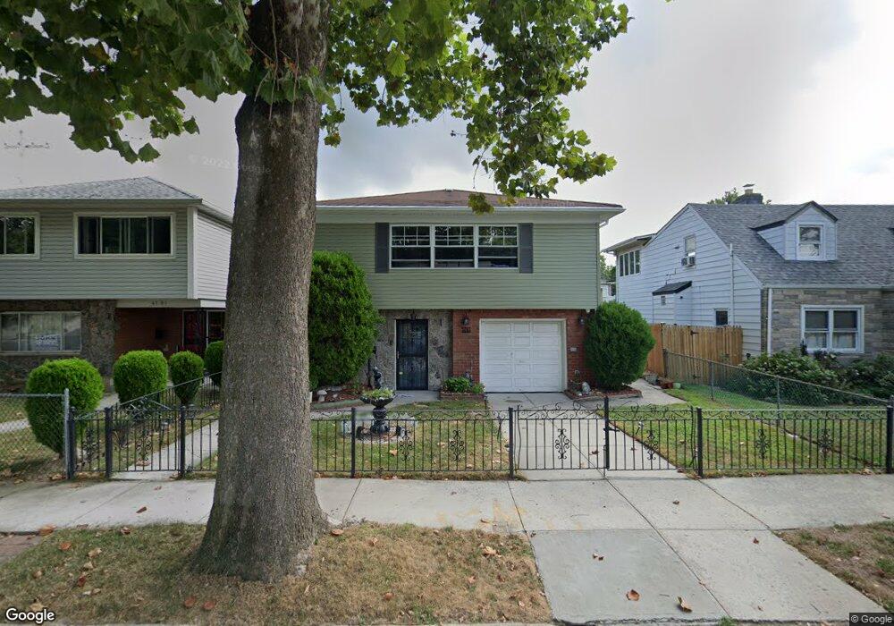 4707 166th St, Flushing, NY 11358 - photo 1