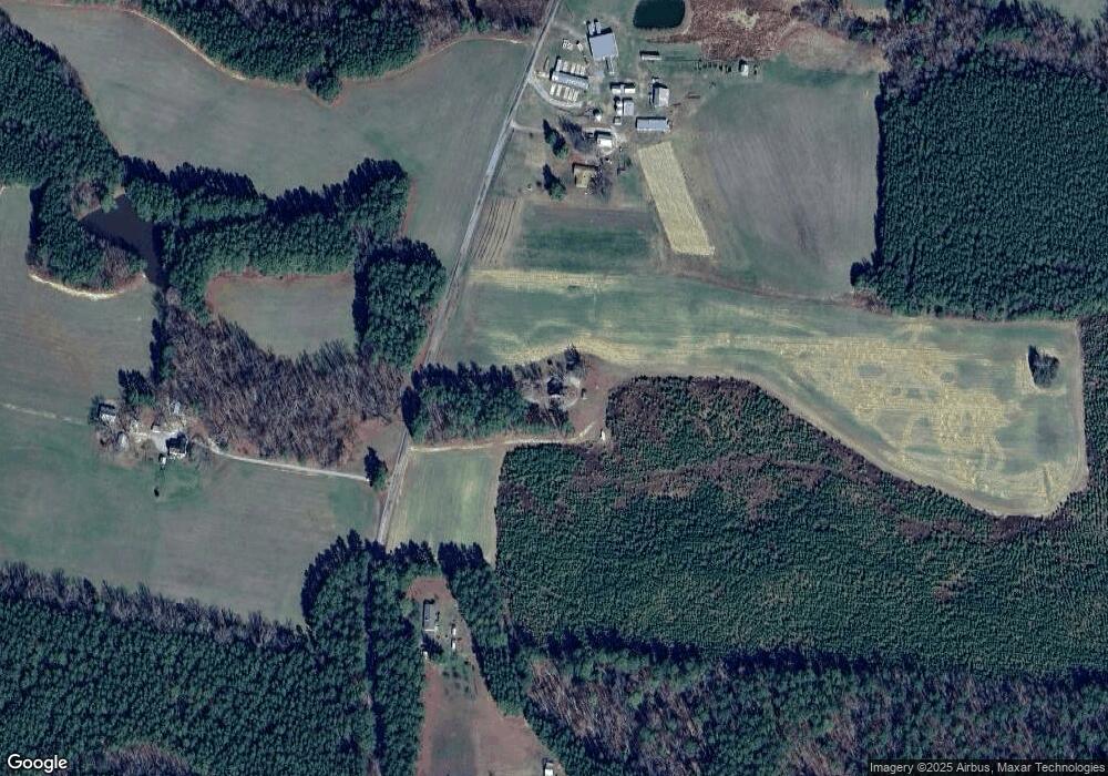 880 Gigg Rd, Dundas, VA 23938 - photo 1