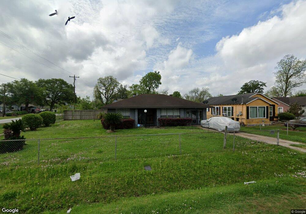 3134 Memel St, Houston, TX 77026 - photo 1