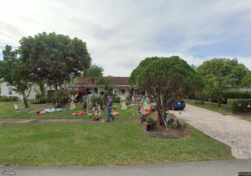 9592 Saddlebrook Dr, Boca Raton, FL 33496 - photo 1