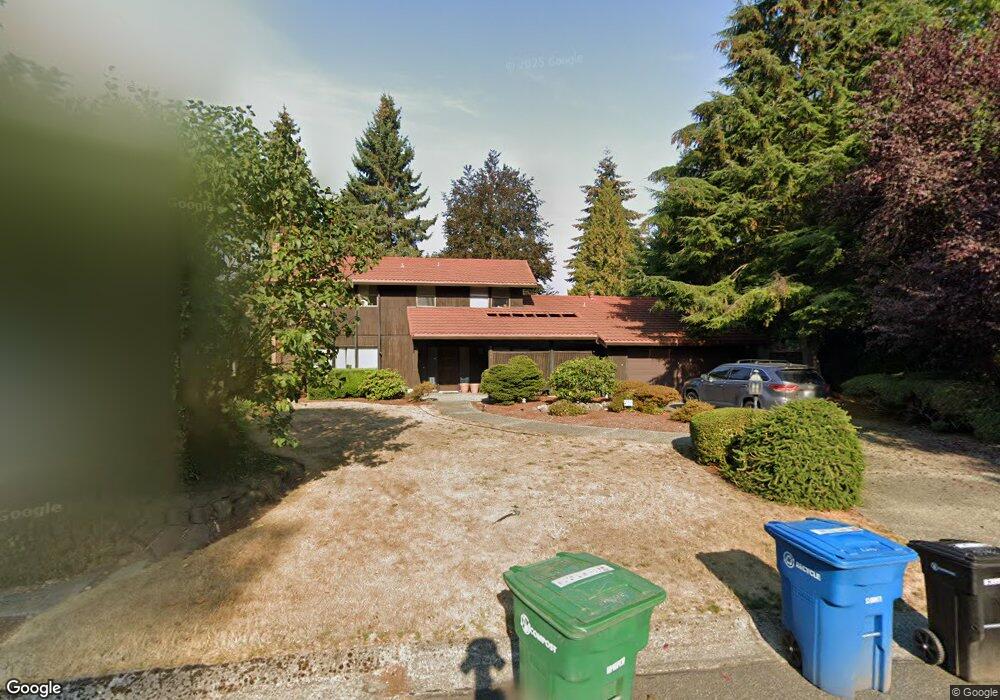 8548 SE 73rd St, Mercer Island, WA 98040 - photo 1