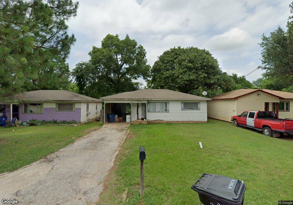 1047 Star St, Denison, TX 75020 - photo 1