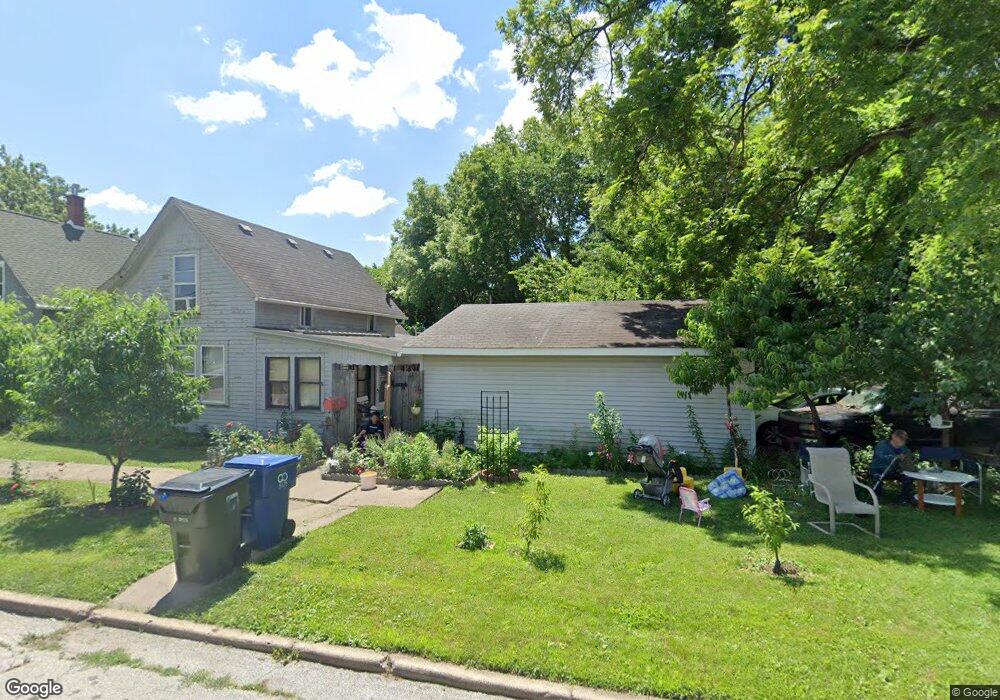 1929 W 7th St, Davenport, IA 52802 - photo 1