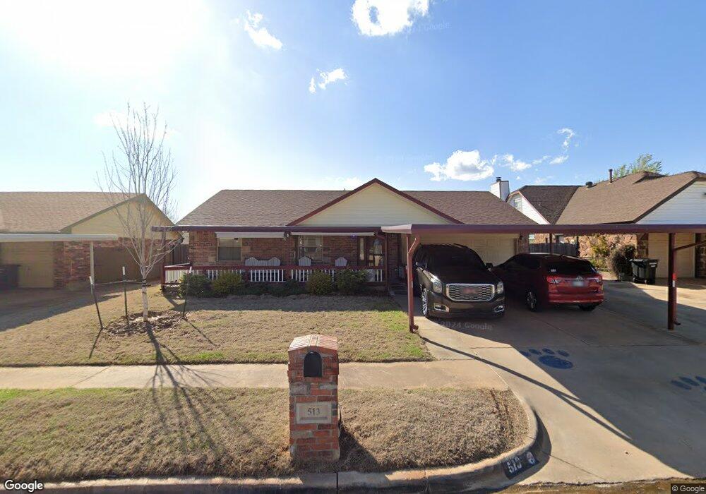 513 S Avery St, Moore, OK 73160 - photo 1