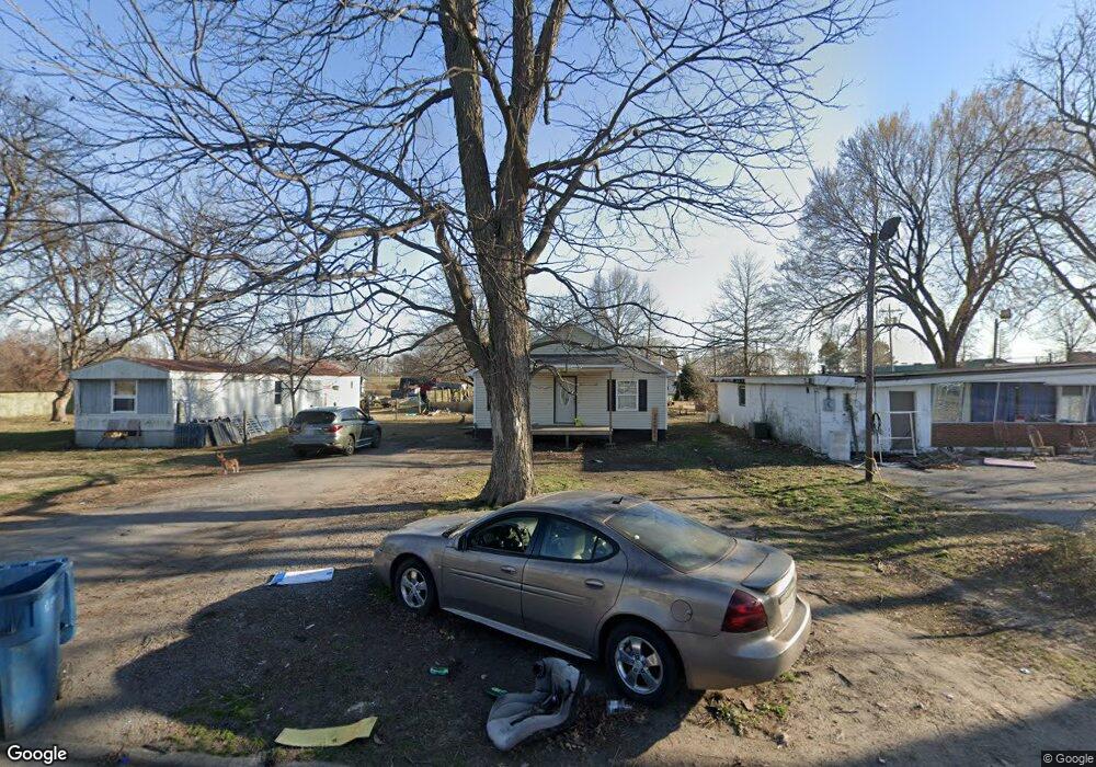 330 Mill St, New Madrid, MO 63869 - photo 1