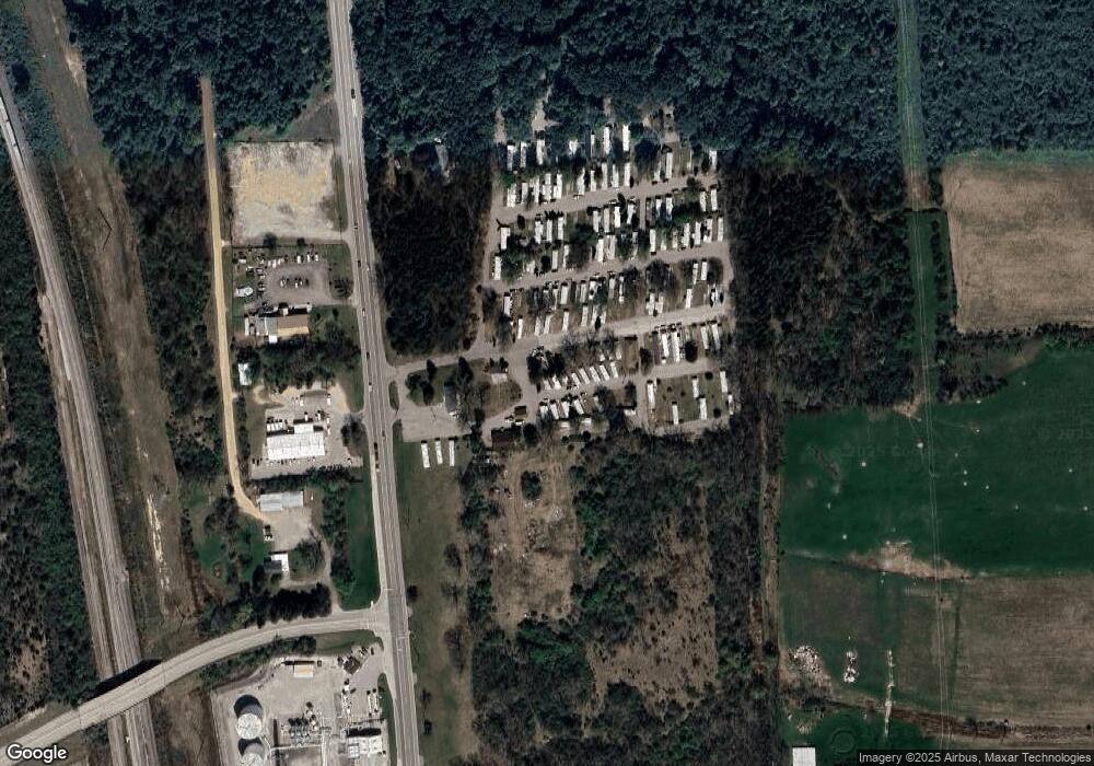 202 South Dr, Mount Morris, MI 48458 - photo 1