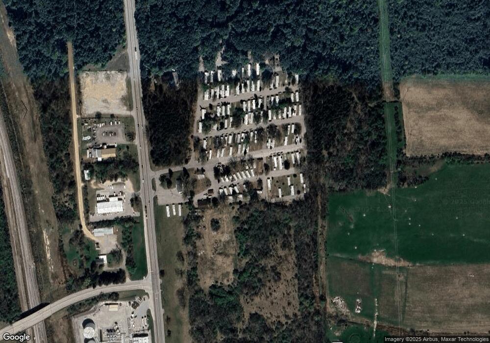 212 South Dr, Mount Morris, MI 48458 - photo 1