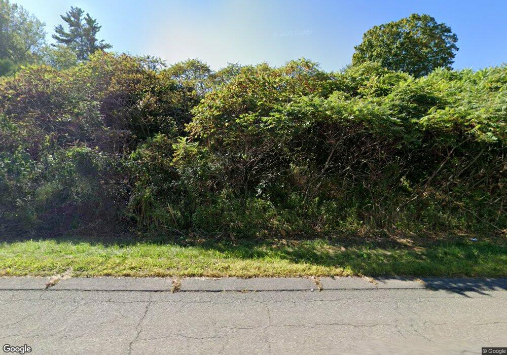 328 College Hwy, Southampton, MA 01073 - photo 1