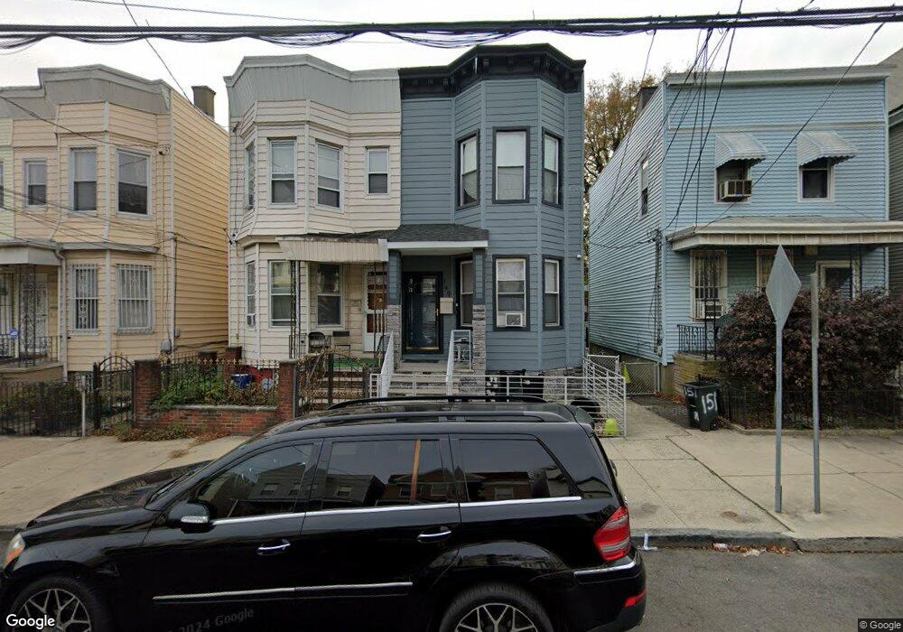 147 Bayview Ave, Jersey City, NJ 07305 - photo 1