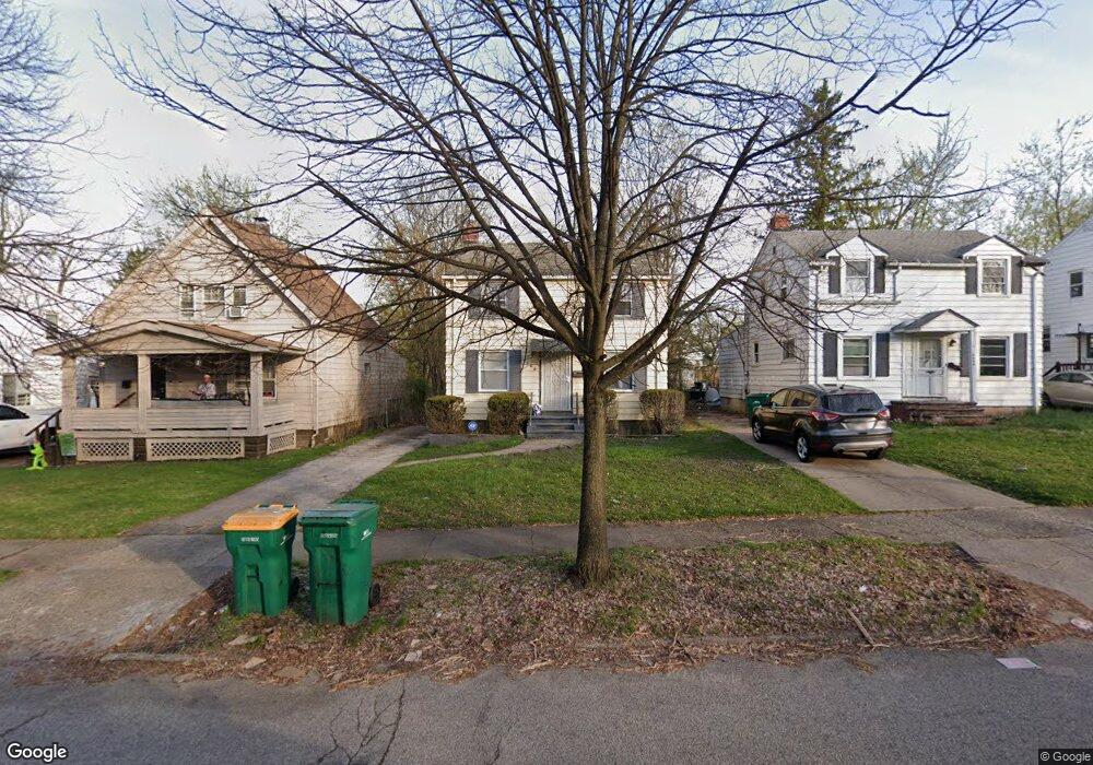 5500 Dalewood Ave, Maple Heights, OH 44137 - photo 1