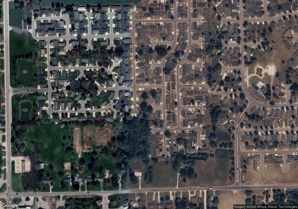 396 Pin Oak Ln, Flint, MI 48506 - photo 1