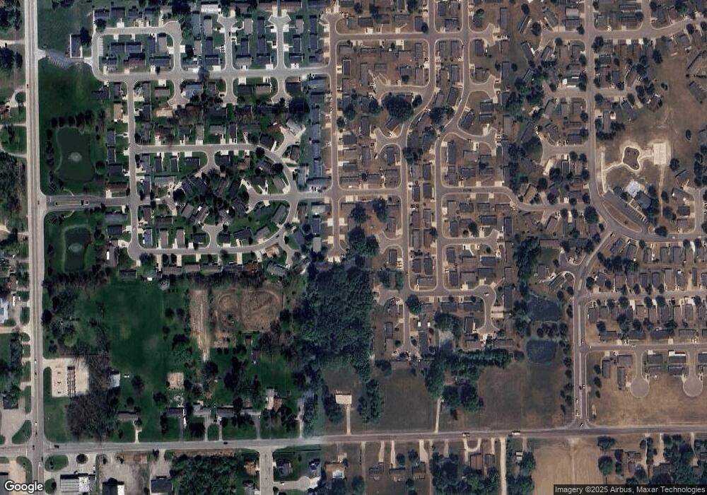 394 Pin Oak Ln, Flint, MI 48506 - photo 1