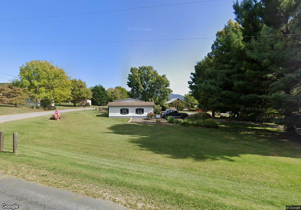 2346 Mountain View Rd, Buena Vista, VA 24416 - photo 1