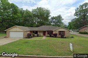 1009 Polk St, Tupelo, MS 38801