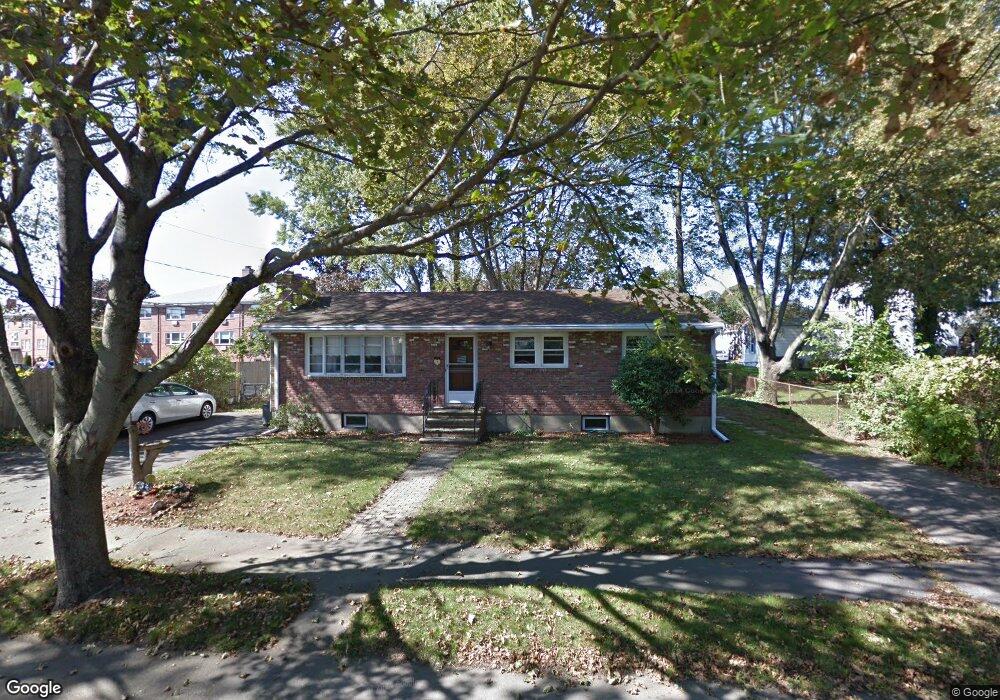 52 Stone Rd, Waltham, MA 02453 - photo 1