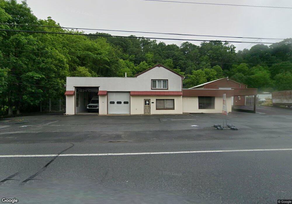 264 Riverview Dr, Walnutport, PA 18088 - photo 1