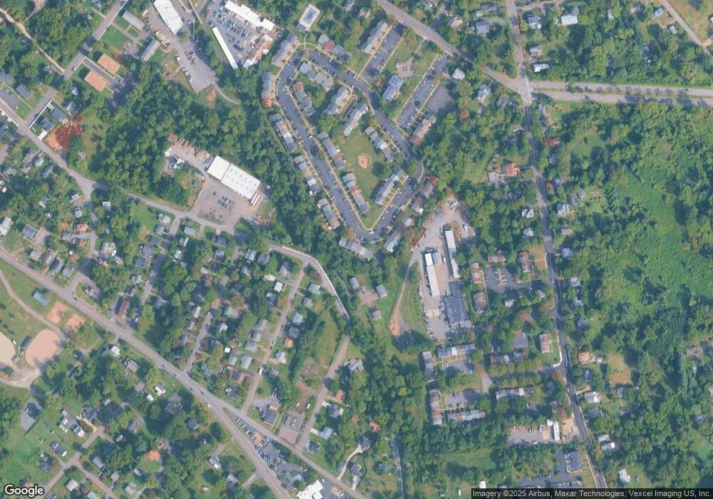 228 Fairfield Dr, Warrenton, VA 20186 - photo 1