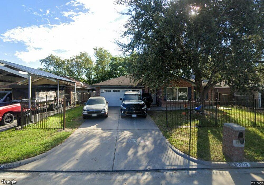 10118 Rosbrook Dr, Houston, TX 77038 - photo 1