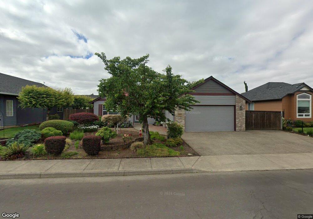 323 SE 8th Ave, Canby, OR 97013 - photo 1