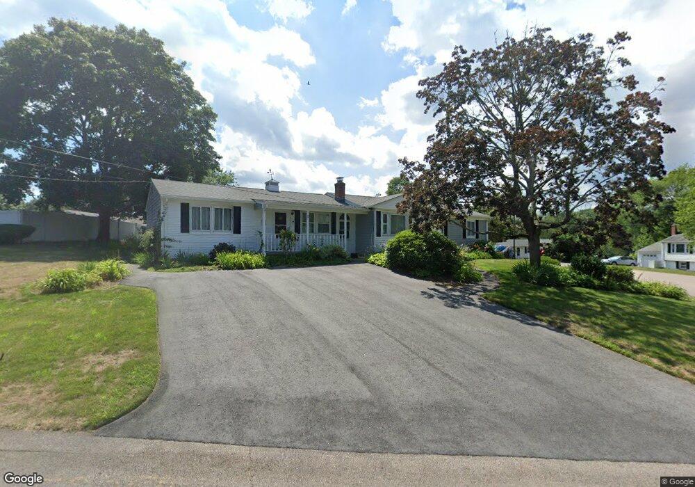 5 Bowman Dr, Warwick, RI 02889 - photo 1