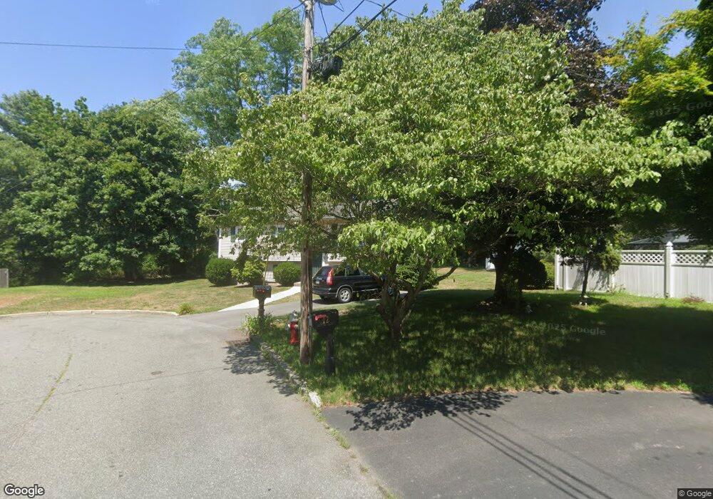 2 Sparrow Ln, Warwick, RI 02889 - photo 1