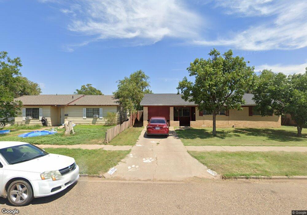 708 W 27th St, Plainview, TX 79072 - photo 1