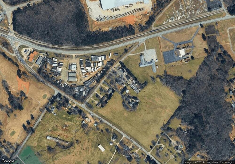 334 Bert Day Rd, Winder, GA 30680 - photo 1