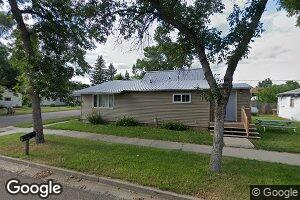502 4th St NE, Hazen, ND 58545