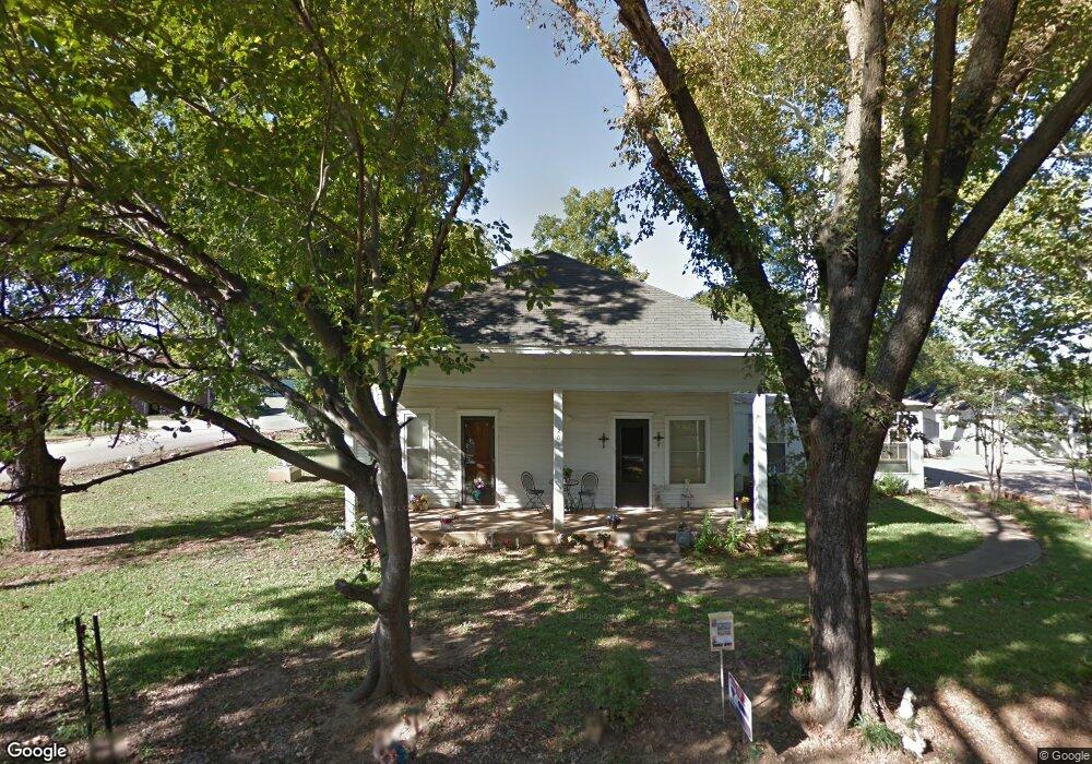 201 E Elm St, Aubrey, TX 76227 - photo 1