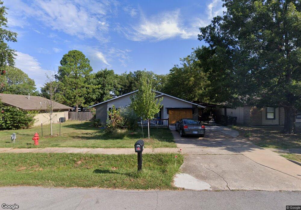 734 W Commercial St, Broken Arrow, OK 74012 - photo 1