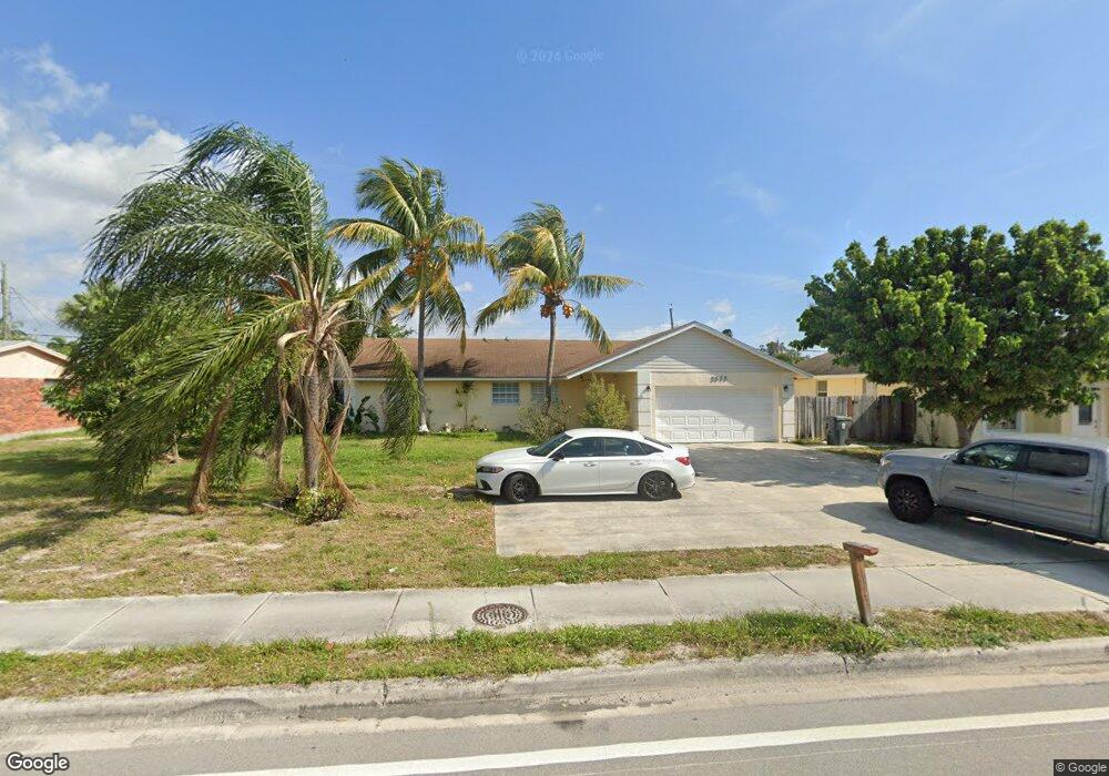 2559 Hypoluxo Rd unit A, Lake Worth, FL 33462 - photo 1