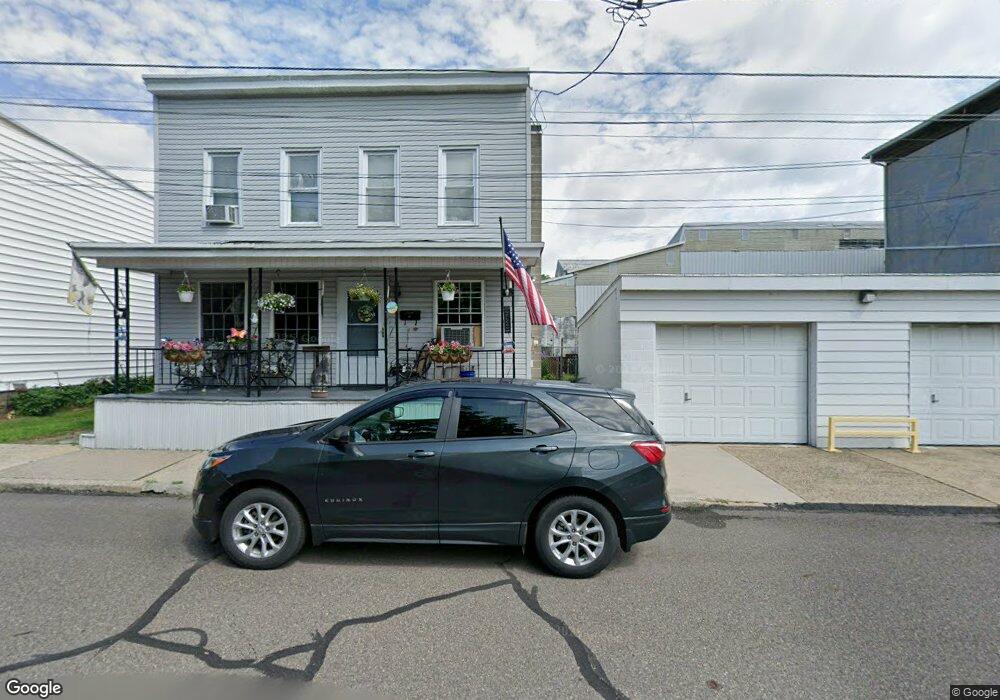 13 W Carroll St, Saint Clair, PA 17970 - photo 1