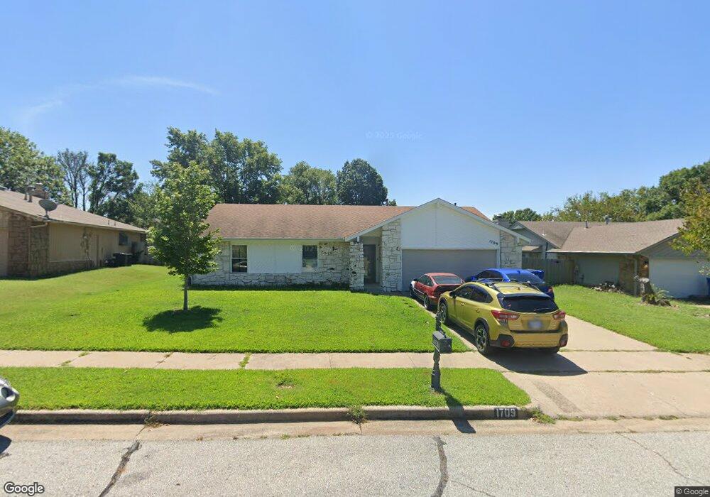 1709 W Quantico St, Broken Arrow, OK 74011 - photo 1