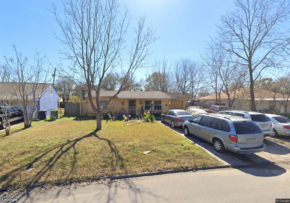 7714 Greendowns St, Houston, TX 77087 - photo 1