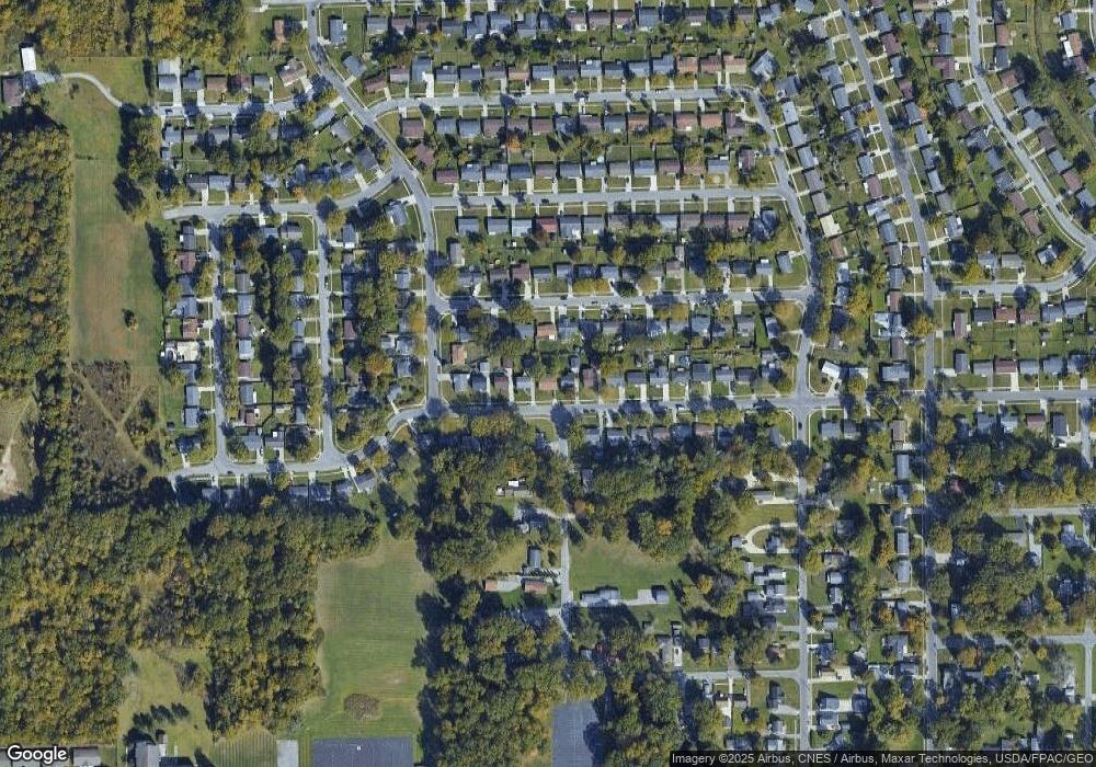 684 W Lane Ave, Lima, OH 45801 - photo 1