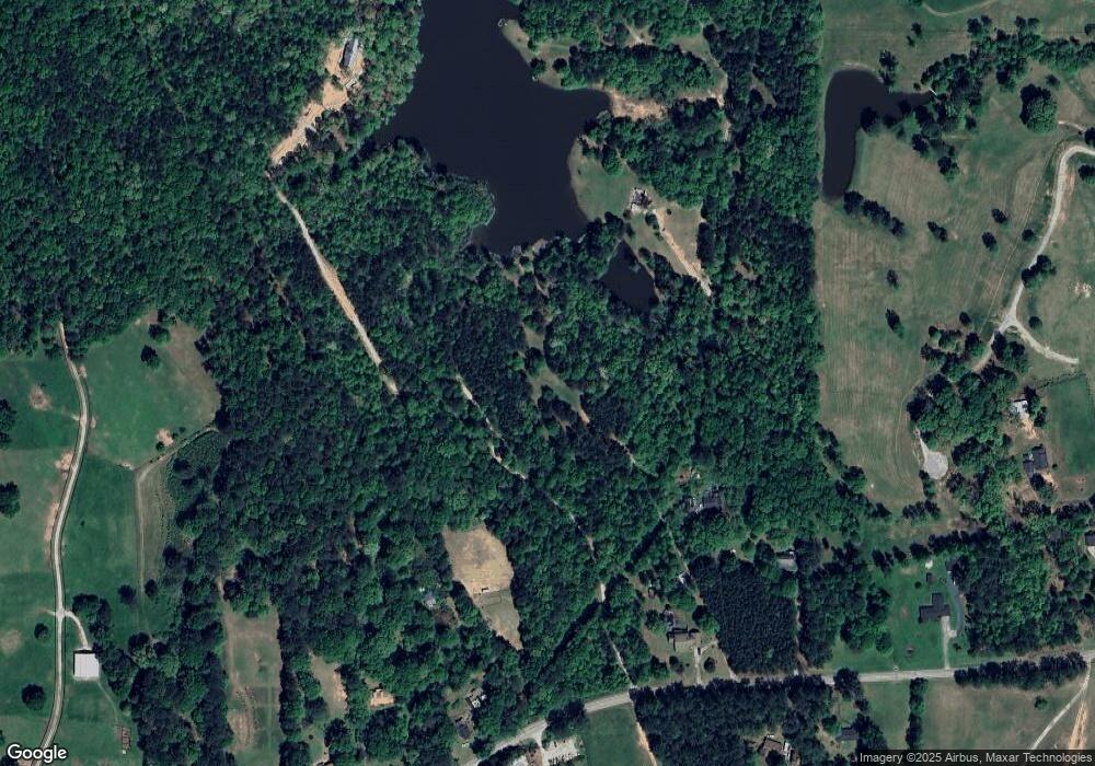 10869 Hutcheson Ferry Rd, Palmetto, GA 30268 - photo 1