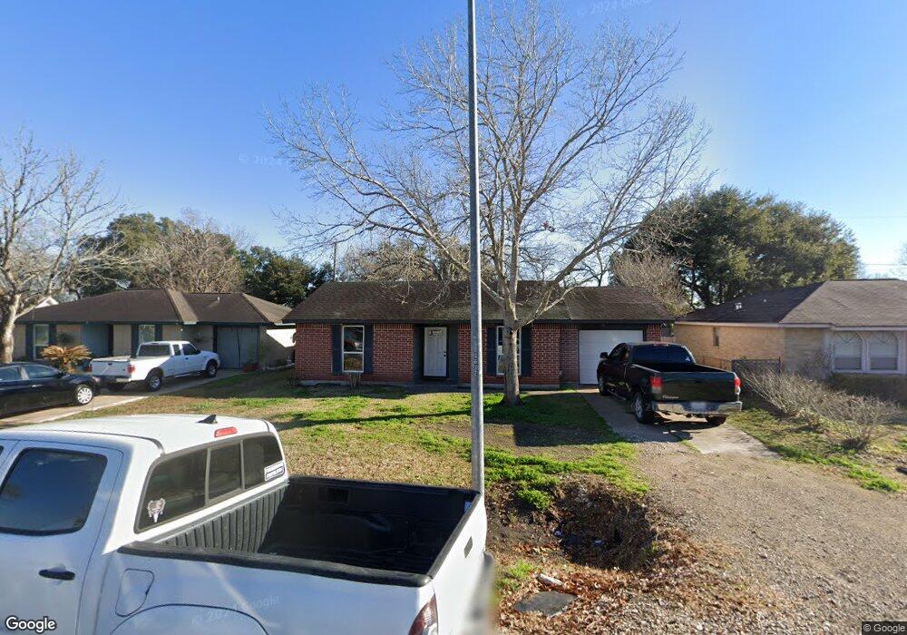 406 N 9th St, Beasley, TX 77417 - photo 1